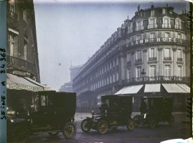Image représentant La rue Scribe depuis le boulevard des Capucines