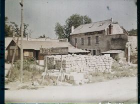 Image représentant France, Vailly, Un hôtel reconstruit