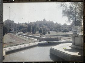 Image représentant Le nouveau palais et le Moti Bagh (jardin de la perle)