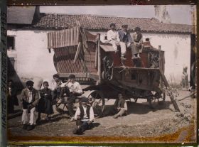 Image représentant France, Vallée d'Ossau, Après le dépiquage du blé