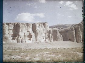 Image représentant Ensemble de tombeaux des souverains achéménides et bas-reliefs sassanides