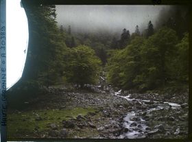 Image représentant France, Bagnères de Luchon, Vallée du Lys, Cascade.
