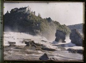 Image représentant Les chutes du Rhin et le château de Laufen
