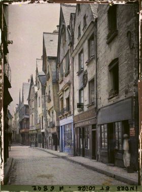 Image représentant Les boutiques et maisons de la place du Grand Marché
