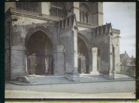 Image représentant France, Noyon, Façade de la Cathédrale