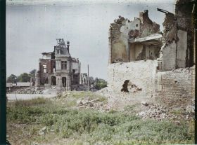 Image représentant France, Chauny, Ruines vers la place de l'Hôtel de Ville