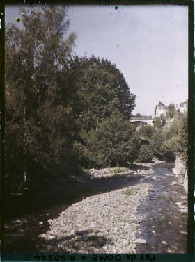 Image représentant France, La Bourboule, La Dordogne vue vers l'aval