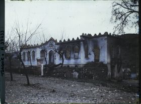 Image représentant Turquie, Aidin, La Gendarmerie incendiée