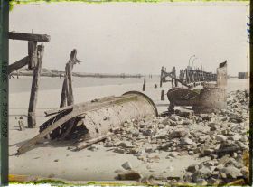 Image représentant Belgique, Nieuport les Bains, Aspect de l'estacade vers Nieuport Ville