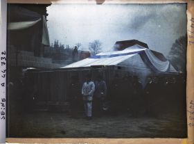 Image représentant Les mineurs de Carmaux autour du cercueil de Jaurès devant la Chambre des députés, pour la translation de ses cendres au Panthéon