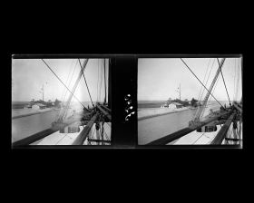 Image représentant Le Lützow sur le canal de Suez