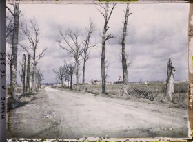 Image représentant France , Sortie de Reims (route de Laon)