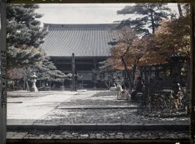 Image représentant Le hondô du temple Shinnyo-dô, vu du côté ouest