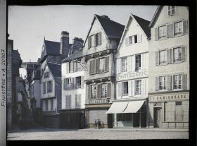 Image représentant La place des Viarmes vers la rue Ange-de-Guernisac