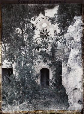Image représentant Façade de l'église rupestre de la grotte de Saint-Pierre