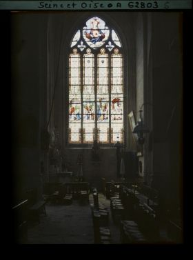 Image représentant Ile de France, Vetheuil, Vitraux de l'Eglise