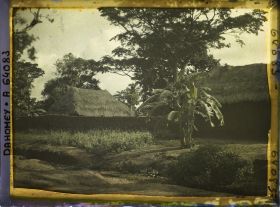 Image représentant Le village indigène