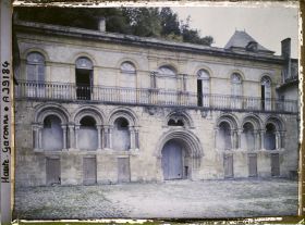 Image représentant France, St Martory, Cloître de Bonnefont vu d'ensemble (XIIe et XIIIe s.)