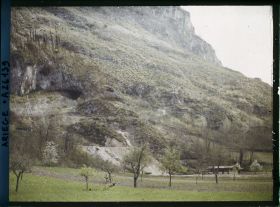 Image représentant Entrée de la grotte