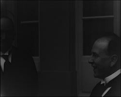 Image représentant Tchitcherine et Rakovsky à l'ambassade de Russie