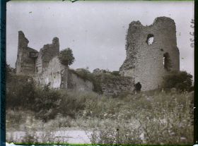 Image représentant France, Nomény, Ruines du Château