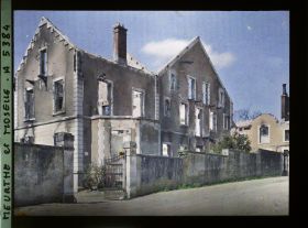 Image représentant France, Crévic, Le Château du Général Lyautey (face rue)