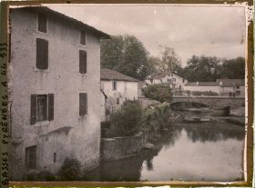 Image représentant France, St Jean Pied de Port, Bords de la Nive