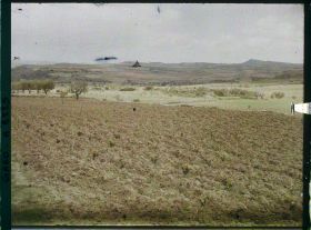 Image représentant Panorama type du pays avec la terre rouge sur la route de Narbonne à Minerve