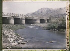 Image représentant Pont sur la rivière Logar (au sud de Kaboul)