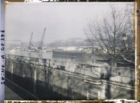 Image représentant La Seine en crue, port Saint-Bernard