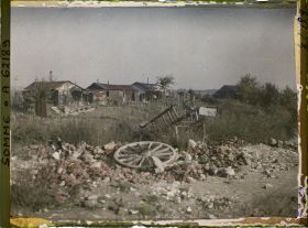 Image représentant Somme, Péronne, Un quartier de baraquements de bois