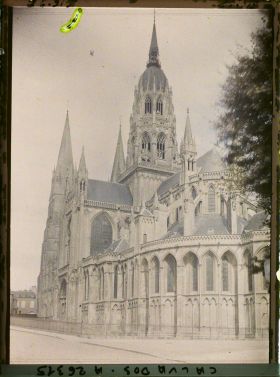 Image représentant La cathédrale Notre-Dame de Bayeux