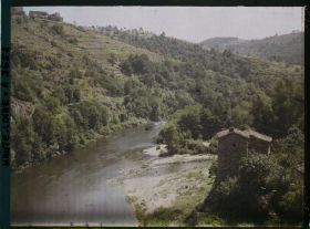 Image représentant L'allier vu du pont, vers l'amont