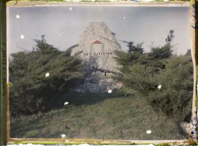 Image représentant Somme, Beaumont-Hamel, Le monument érigé à la gloire de la 29e Division