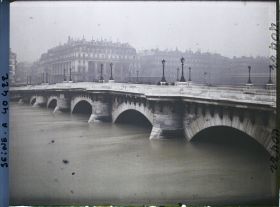Image représentant La crue de la Seine au Pont-Neuf