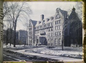 Image représentant Canada, Montréal, Université rue Gill, autre bâtiment