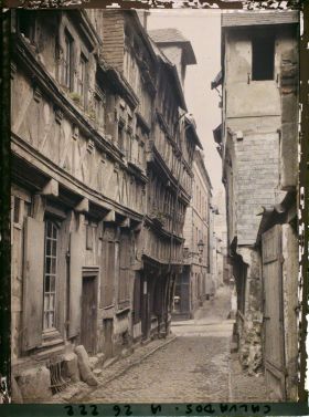 Image représentant Vieilles maisons, rue de la Paix