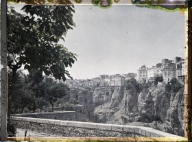 Image représentant Algérie, Constantine, La corniche supérieure