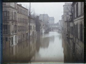 Image représentant La rue du Port inondée à Boulogne-Billancourt