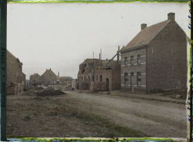 Image représentant Belgique, Zonnebeke, Une nouvelle rue