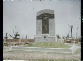 Image représentant France, Farbus, Monumt aux morts