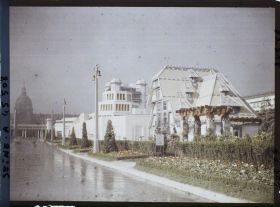 Image représentant L'Exposition des arts décoratifs, L'esplanade des Invalides et le Pavillon de Mulhouse