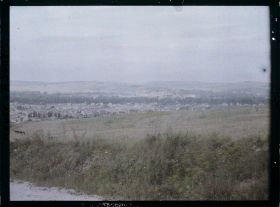 Image représentant France, Verdun, Vue générale de la Ville prise de la Vieille route de Fleury vers le Sud Ouest