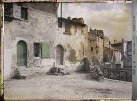 Image représentant Maisons derrière le théâtre antique