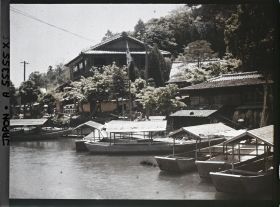 Image représentant Port de plaisance sur le lac Biwa (lac " luth ") et bateaux yakatabune