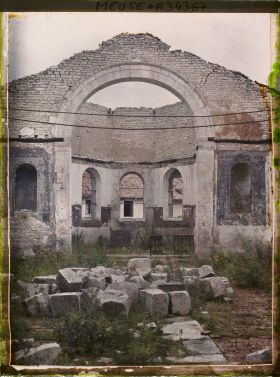 Image représentant France, Billy sous les Côtes, Intérieur de l'Eglise vers le Choeur