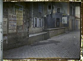 Image représentant Une rue et le ruisseau canalisé des Auges