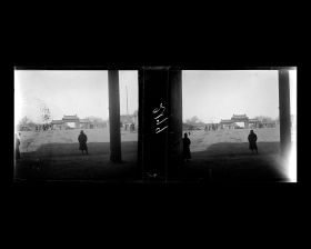 Image représentant Donganqiao ("pont de la Paix de l'Est"), appelé aussi Huangenqiao ("pont des Faveurs Impériales")