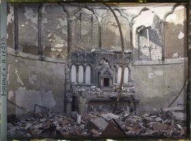 Image représentant Ruines du couvent des soeurs de la Réparation (?)