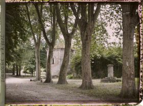 Image représentant France, Périgueux, Chapelle de Chancelade 12e siècle